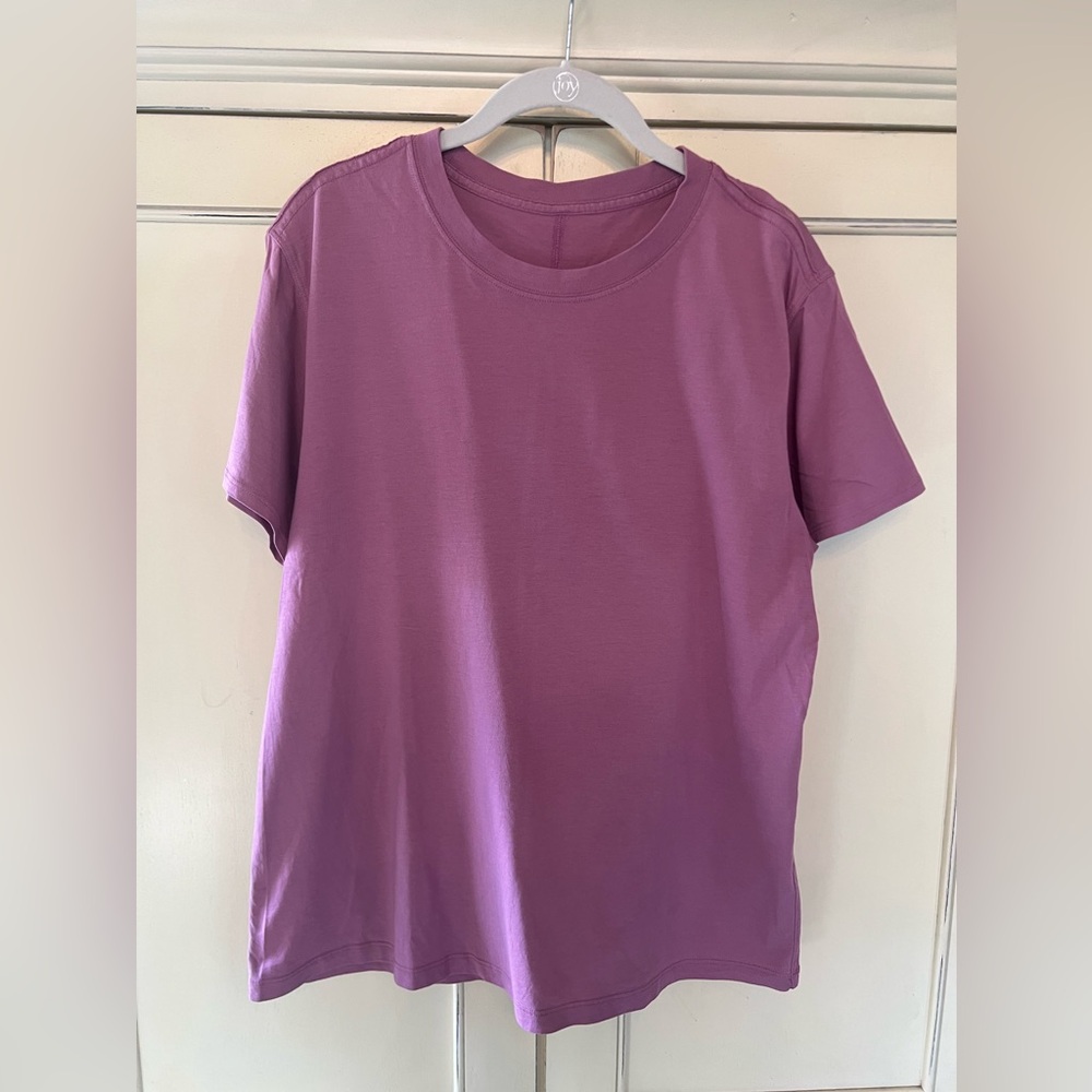 Lululemon All Yours Cotton Tee Size 6.